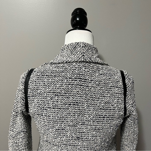 Club Monaco Jowdie Tweed Open Front Crop Jacket Leather Accent - Picture 11 of 17